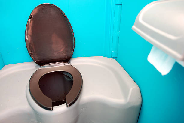 Best Portable bathroom rental  in Elwood, NY